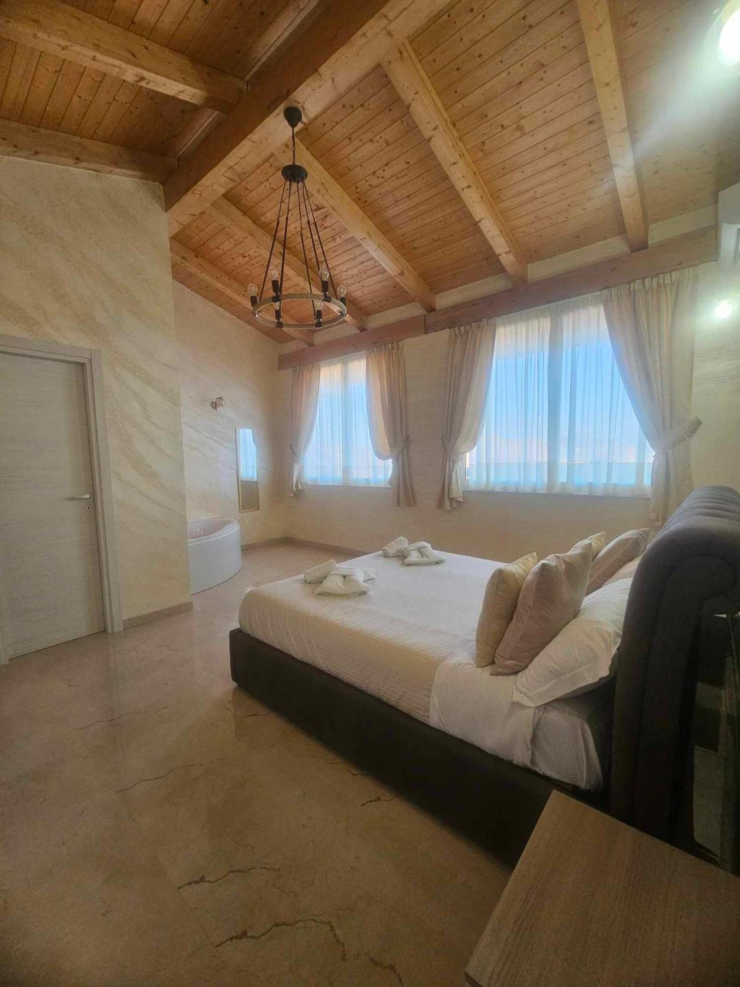 Golden House Sicily Hotel Catania-Fontanarossai nemzetközi repülőtér Kültér fotó